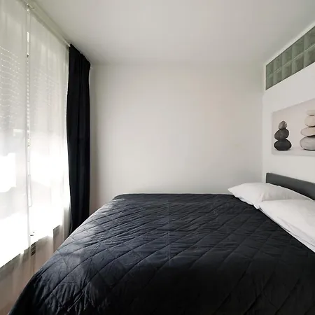 Lavir With Parking Apartment Zagreb